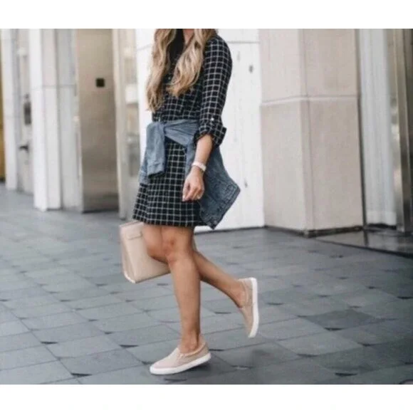 Soft Joie Iselyn Black Plaid Shirt Dress Sz XS Long Roll Tab Sleeves Above Knee - Picture 2 of 11